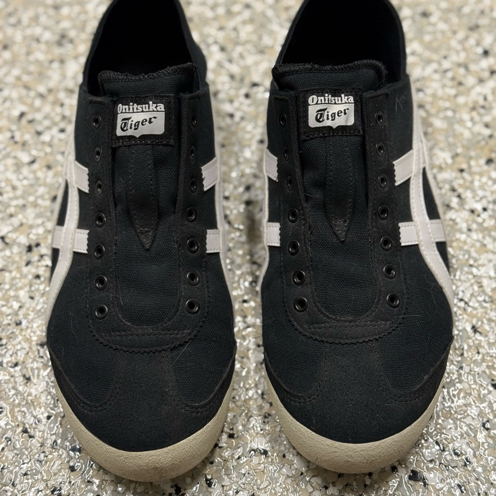 Onitsuka Tiger by Asics Black and White Sneakers Classic Design